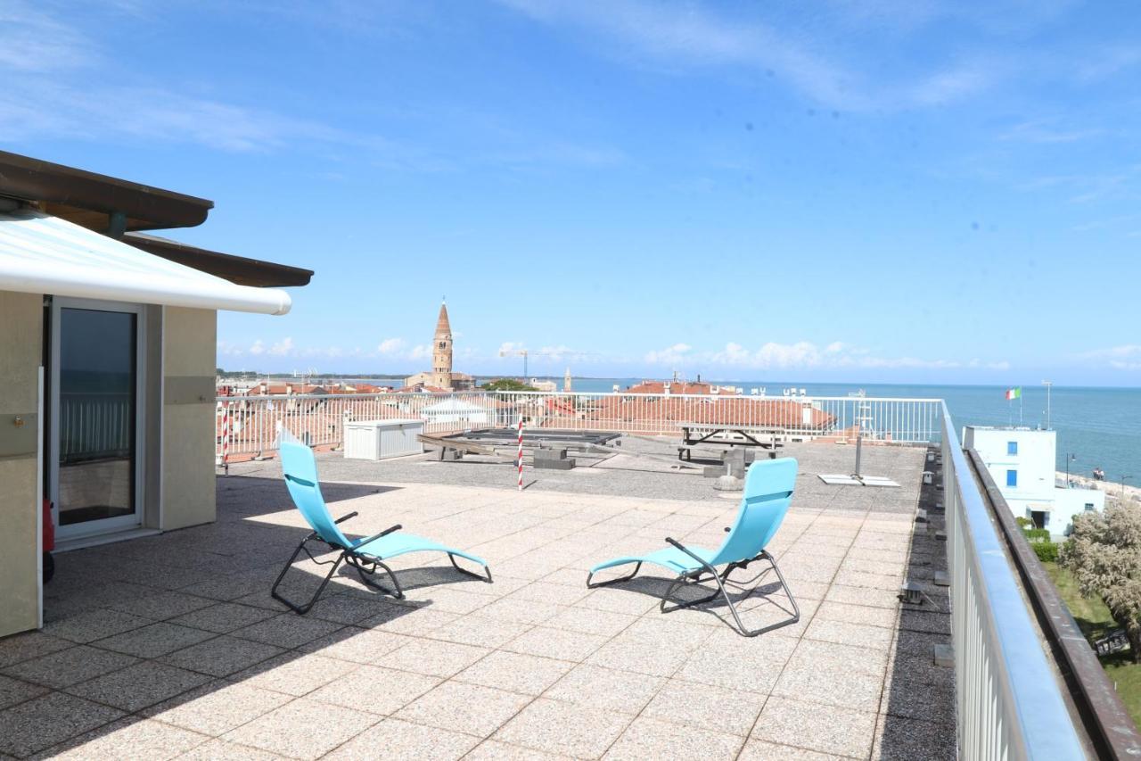 Penthouse Attico Mara Lejlighed Caorle Eksteriør billede