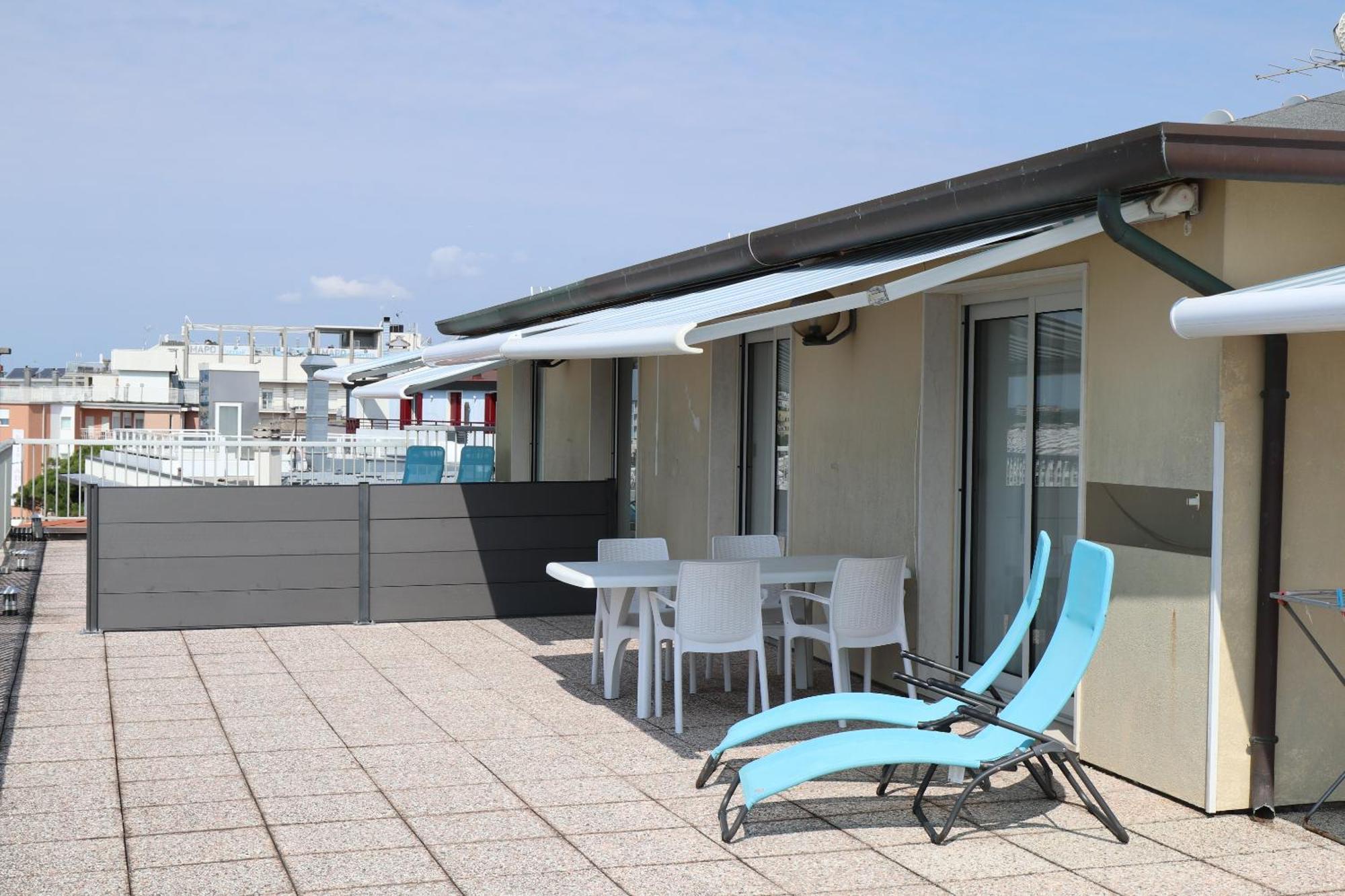 Penthouse Attico Mara Lejlighed Caorle Eksteriør billede