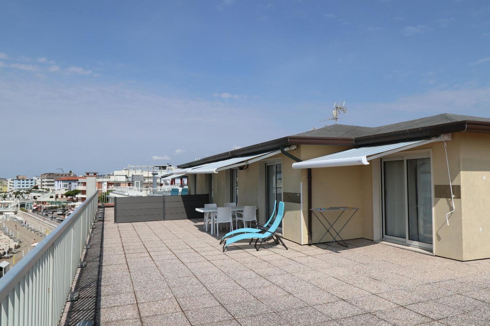 Penthouse Attico Mara Lejlighed Caorle Eksteriør billede